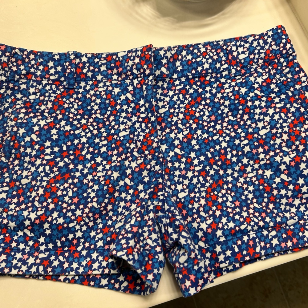 Vineyard Vines Blue Star Patterned Shorts
